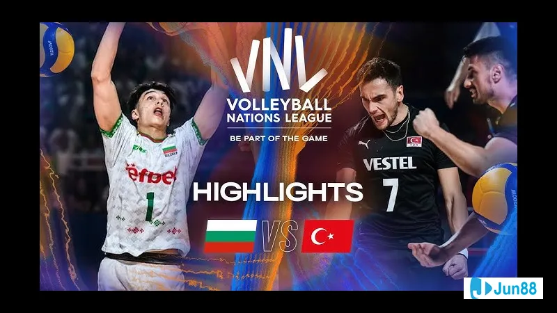 Cầu thủ Bulgaria đang tạo ra cơ hội ghi bàn trước Thổ Nhĩ Kỳ Cầu thủ Bulgaria đang tạo ra cơ hội ghi bàn trước Thổ Nhĩ Kỳ