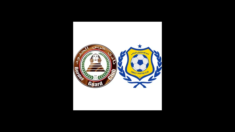 Cầu thủ Haras El Hodood vượt qua cầu thủ El Ismaily trong trận đấu bóng đá