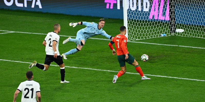 Khoảnh khắc bàn thắng chung kết Nations League